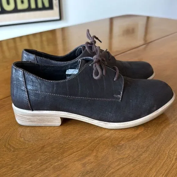Naot  shoes - Picture 2 of 6
